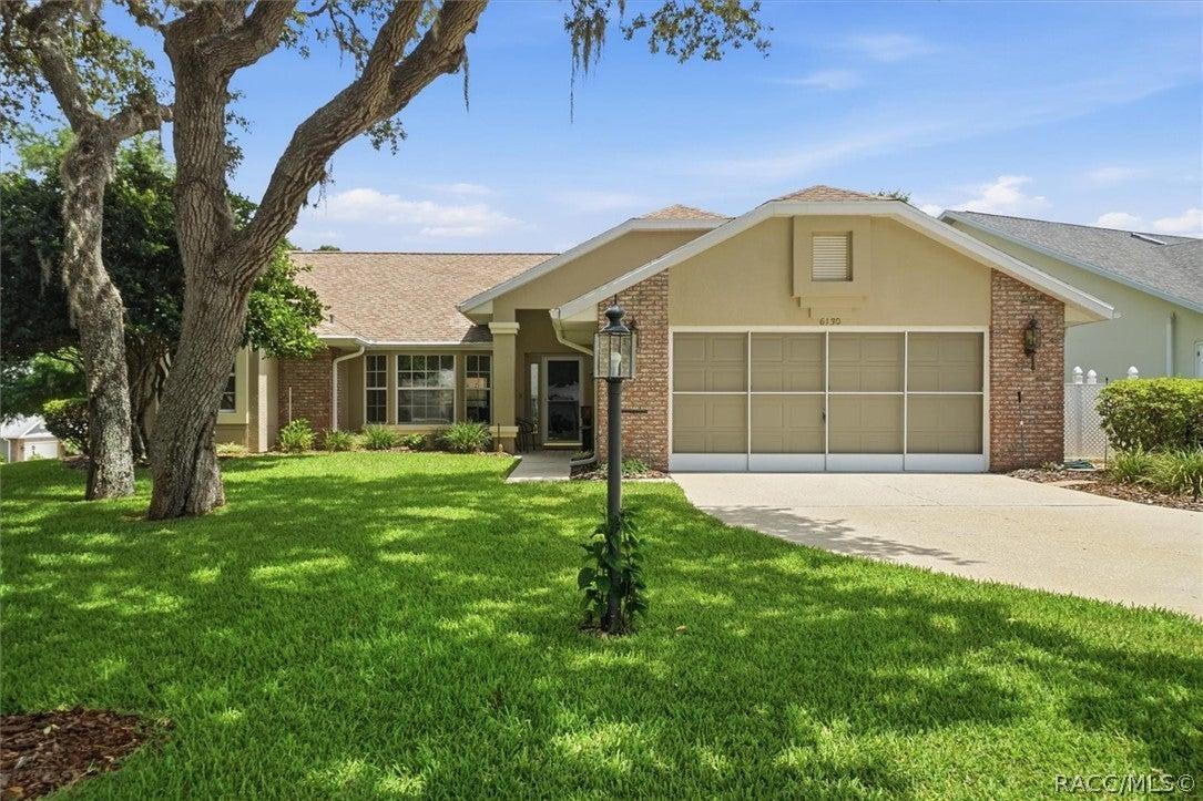 N Whispering Oak Loop, Beverly Hills, FL 34465