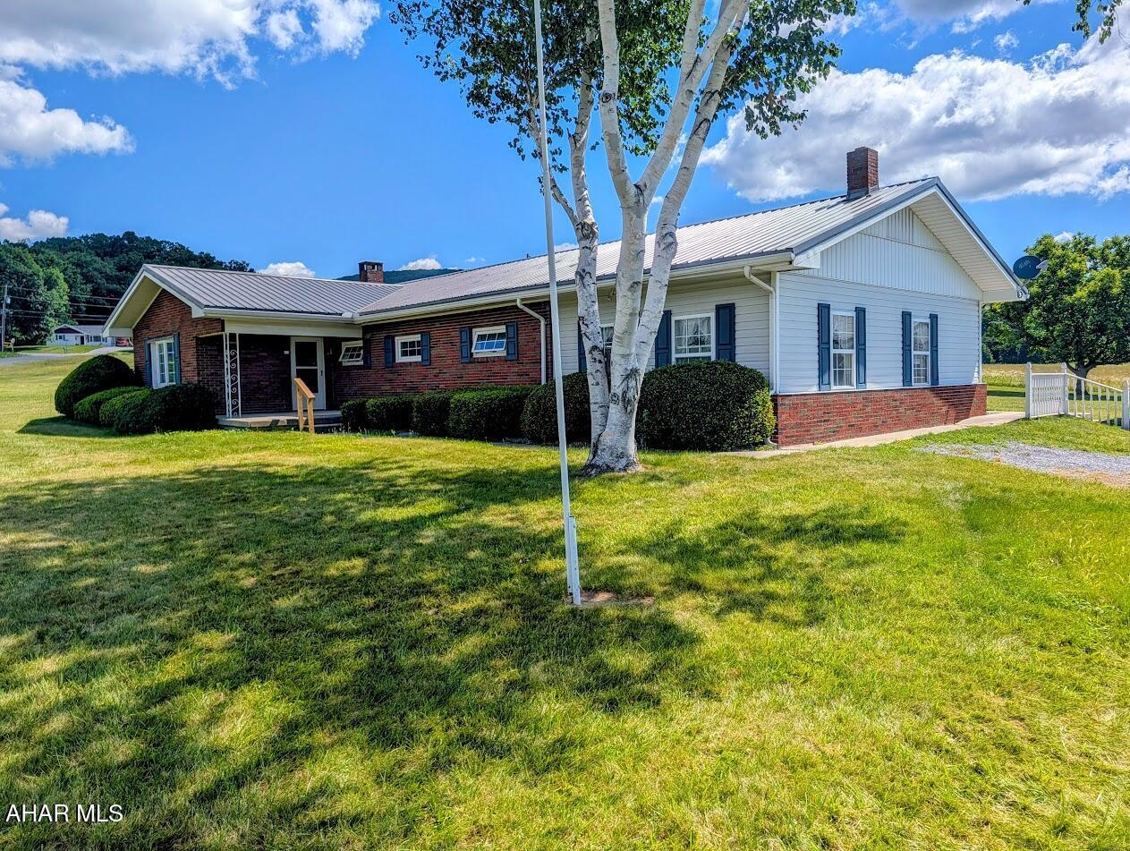 Cove St, Everett, PA 15537