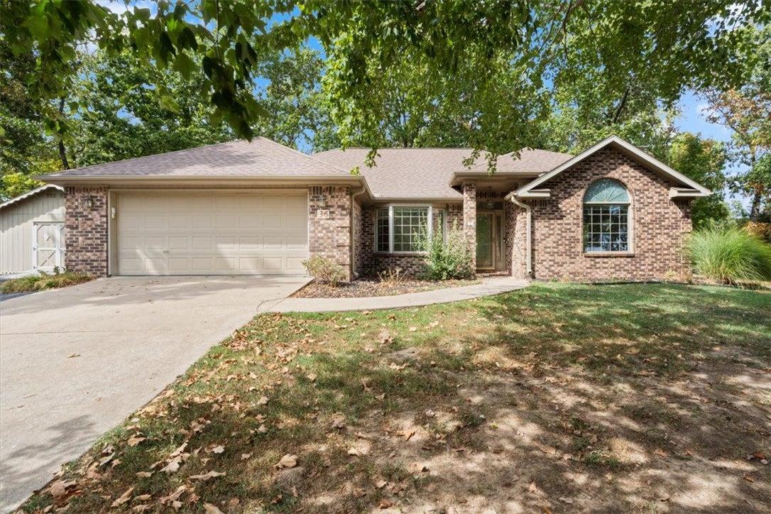 Eaton Cir, Bella Vista, AR 72715