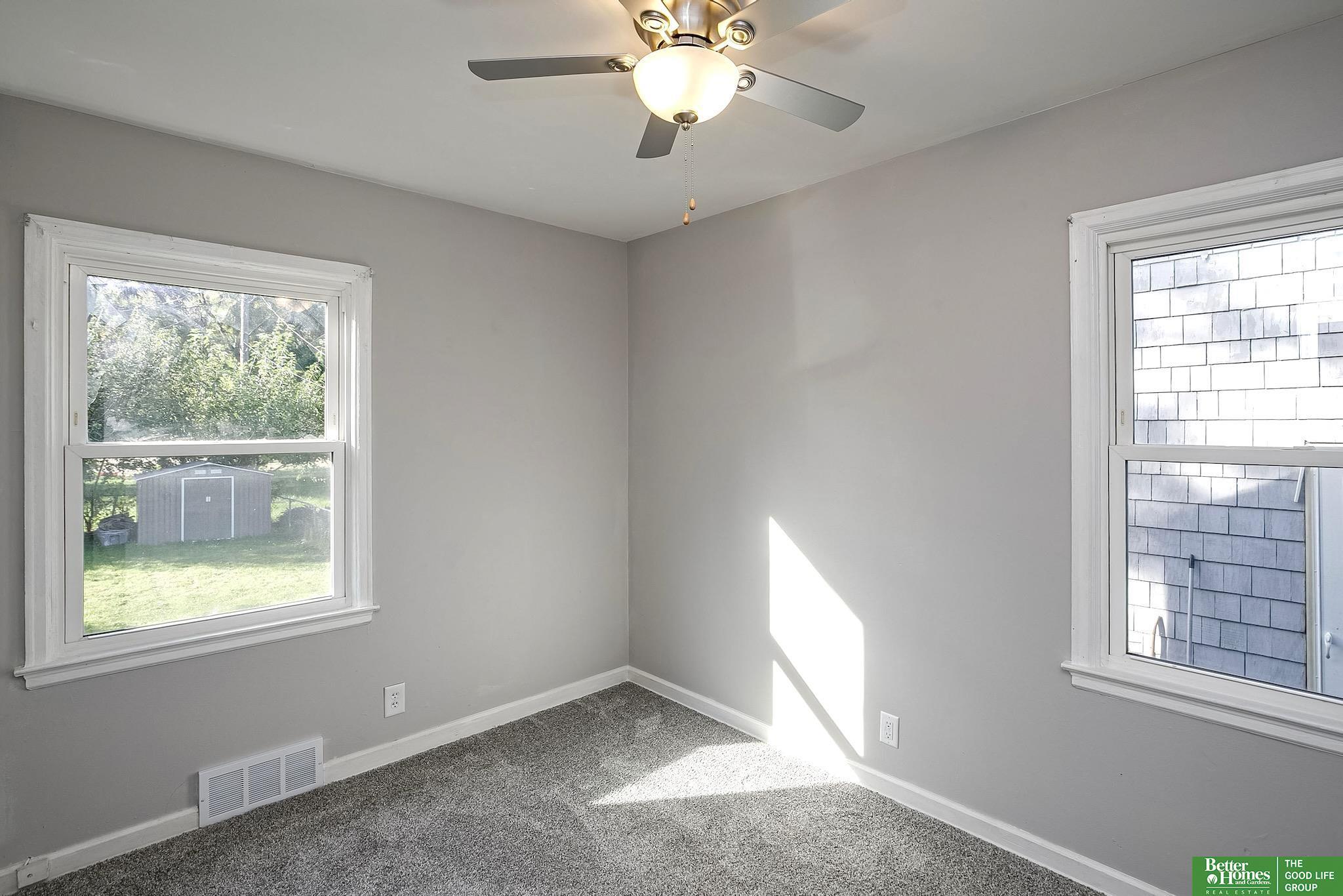 Frederick St, Omaha, NE 68105