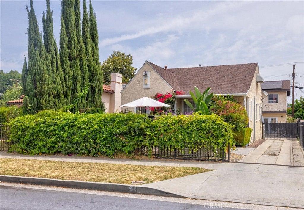 Perlita Ave, Los Angeles, CA 90039