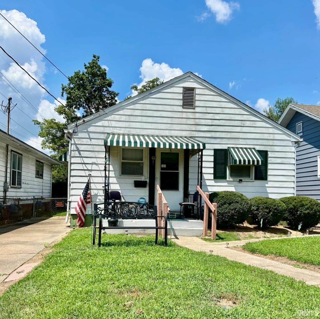 S Bedford Ave, Evansville, IN 47713