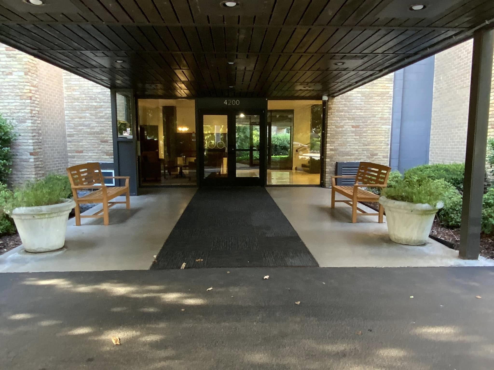 W End Ave, Nashville, TN 37205