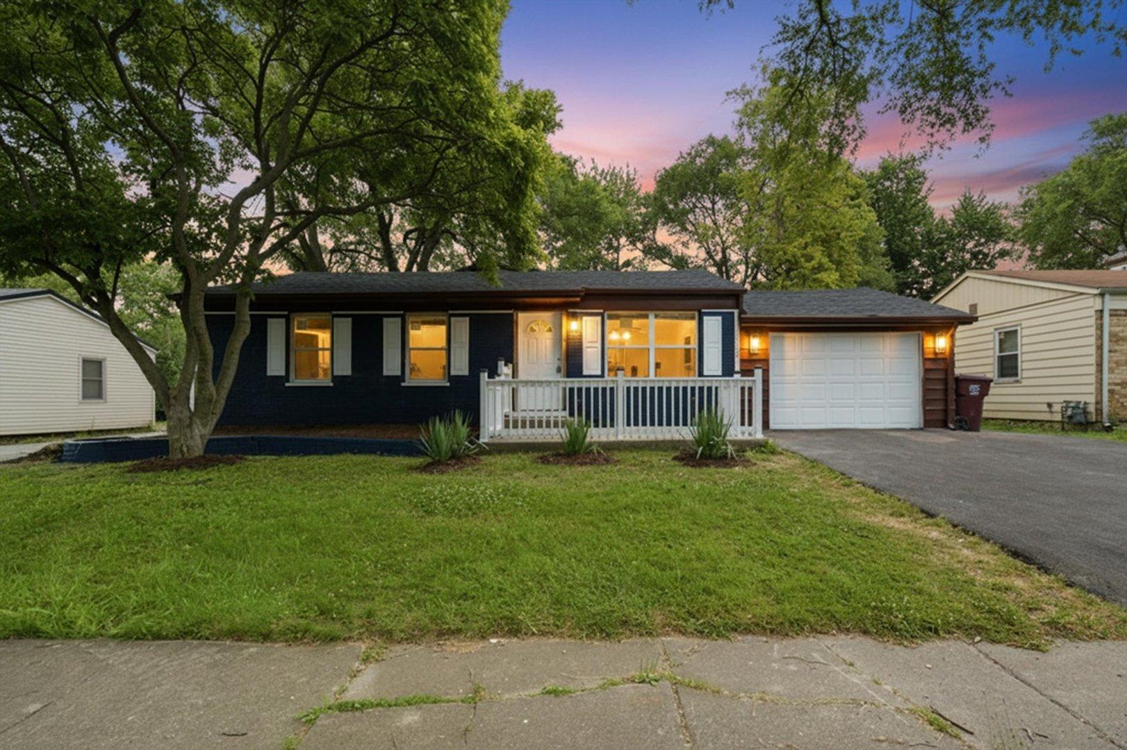 Clyde Ave, Sauk Village, IL 60411
