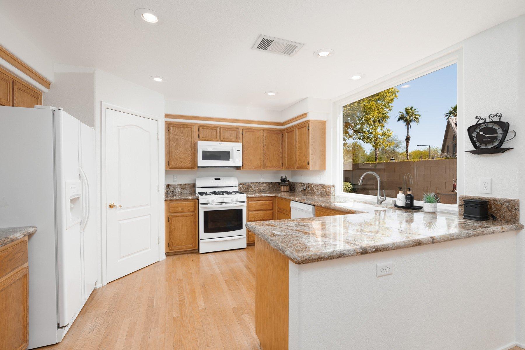 Plata Pico Dr, Las Vegas, NV 89128