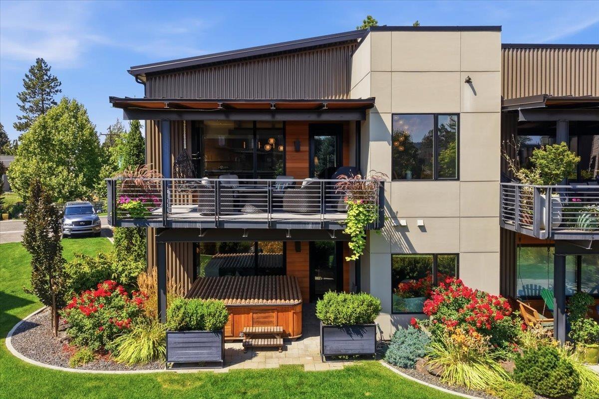 S Jelsa Rosa Ln, Spokane, WA 99223