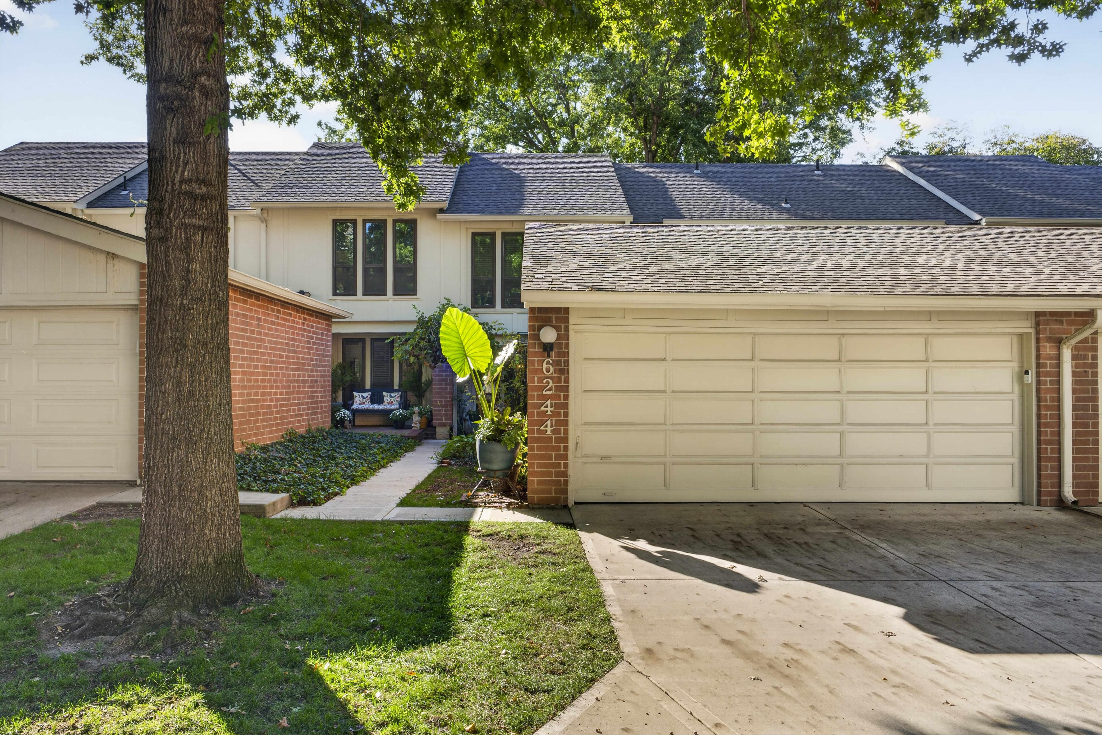 Ash St, Mission, KS 66205
