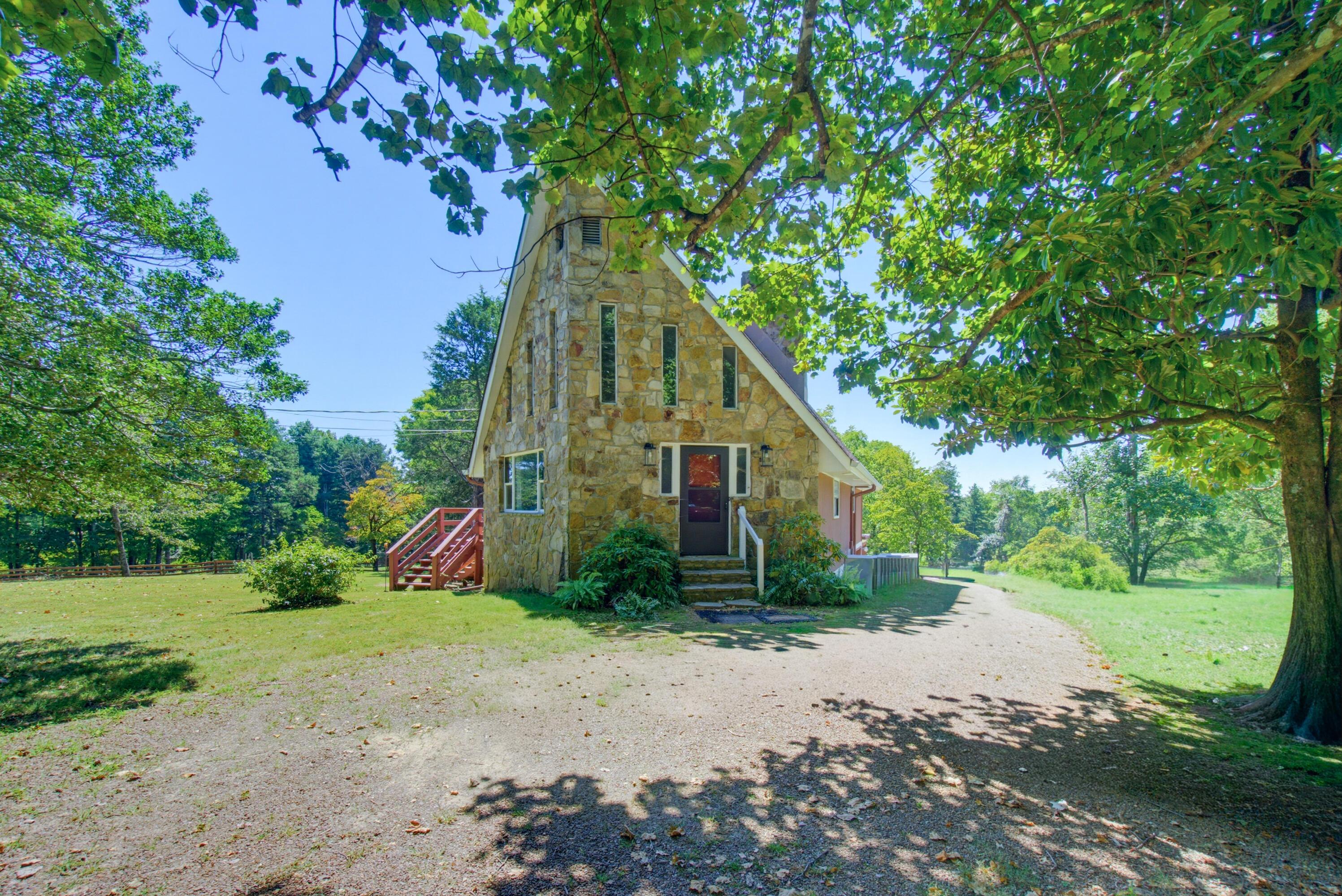 Griffin Rd, Lookout Mountain, GA 30750