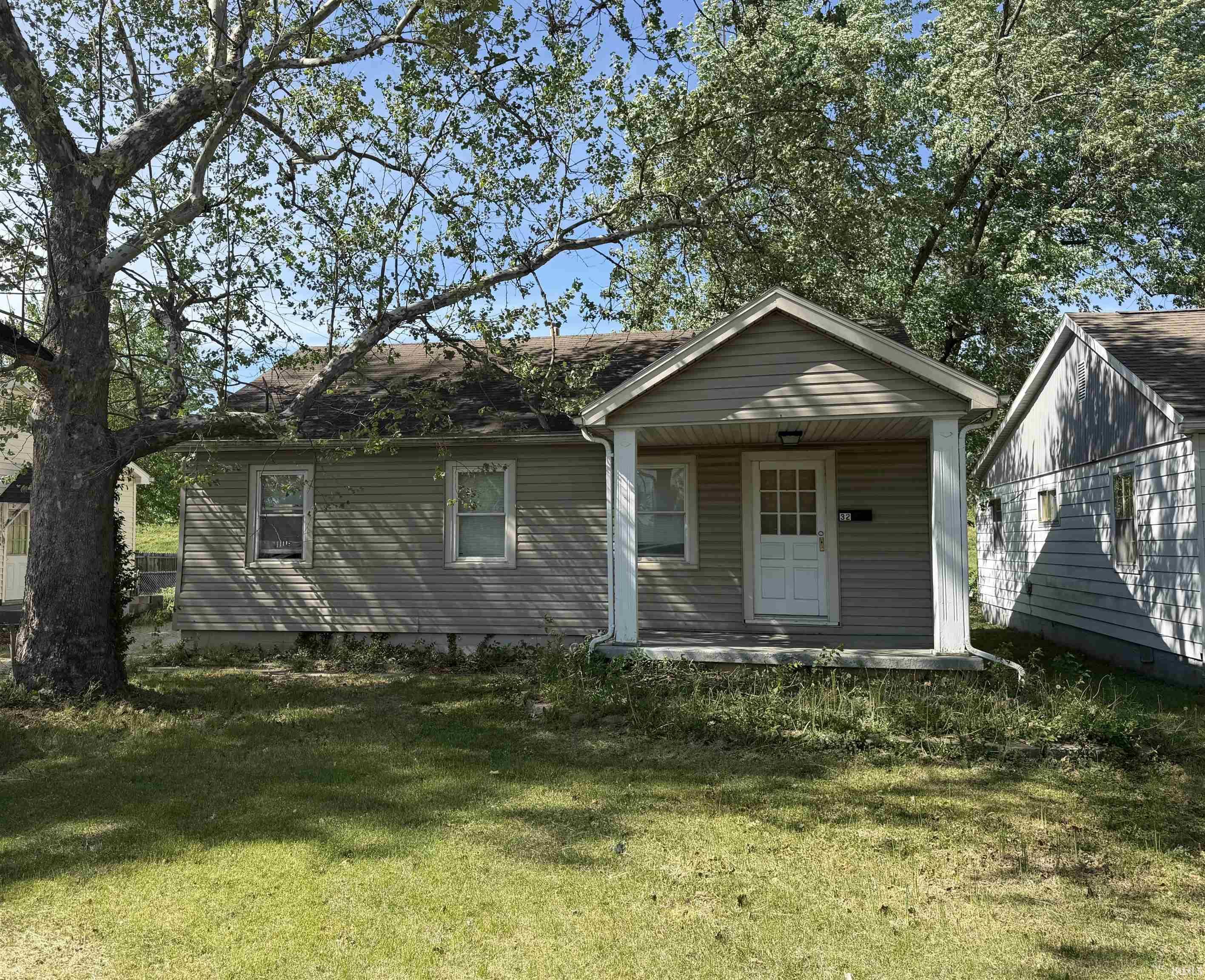 Tulip Ave, Evansville, IN 47711