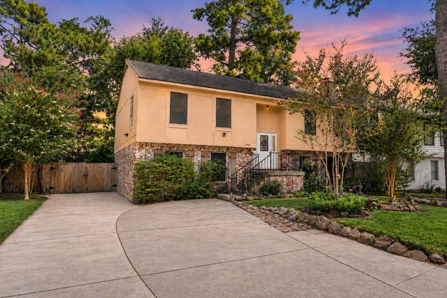 Harrowby Dr, Spring, TX 77373