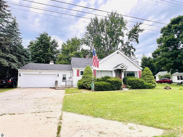 N Morey Rd, Lake City, MI 49651