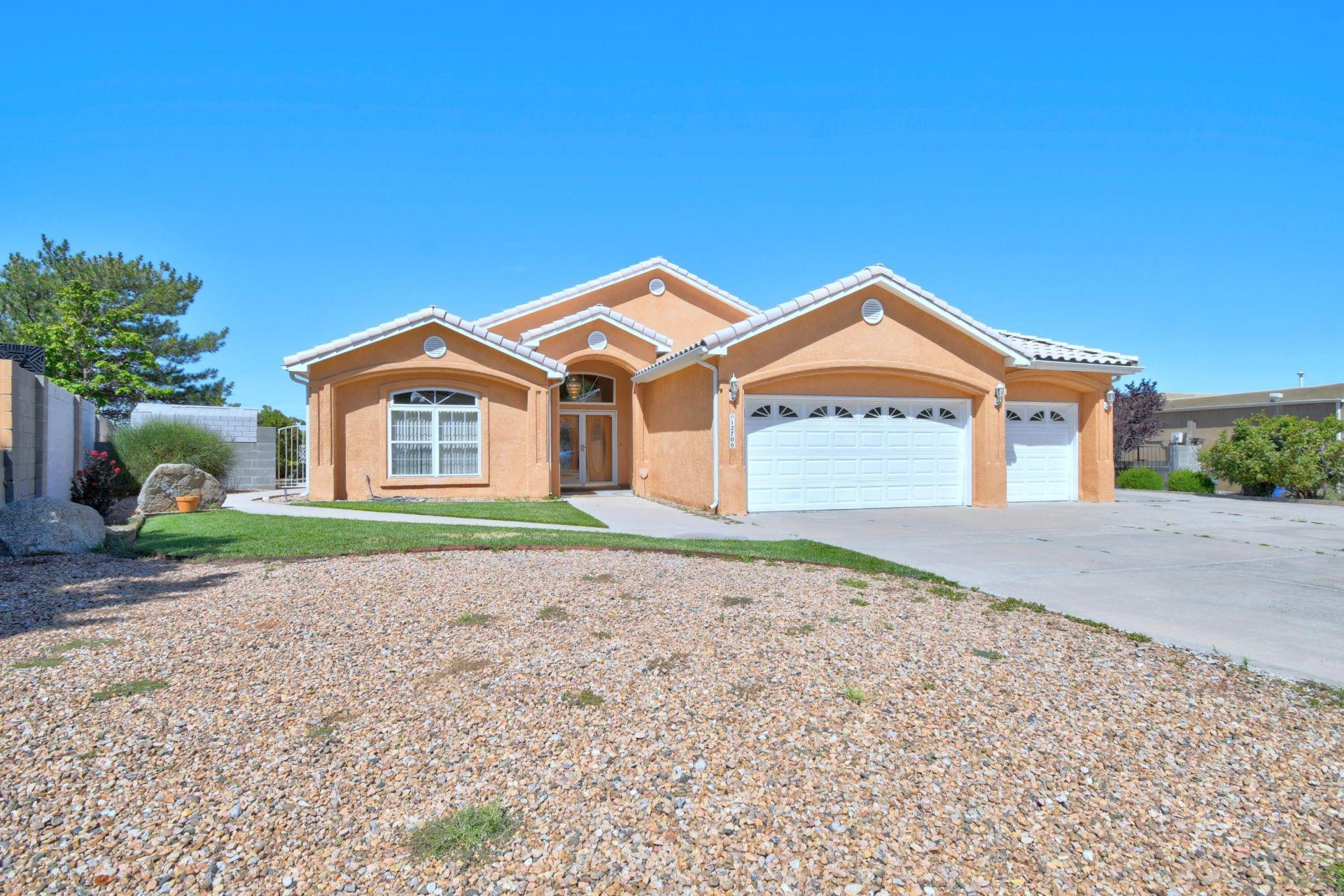 Punta De Vista Pl Ne, Albuquerque, NM 87112