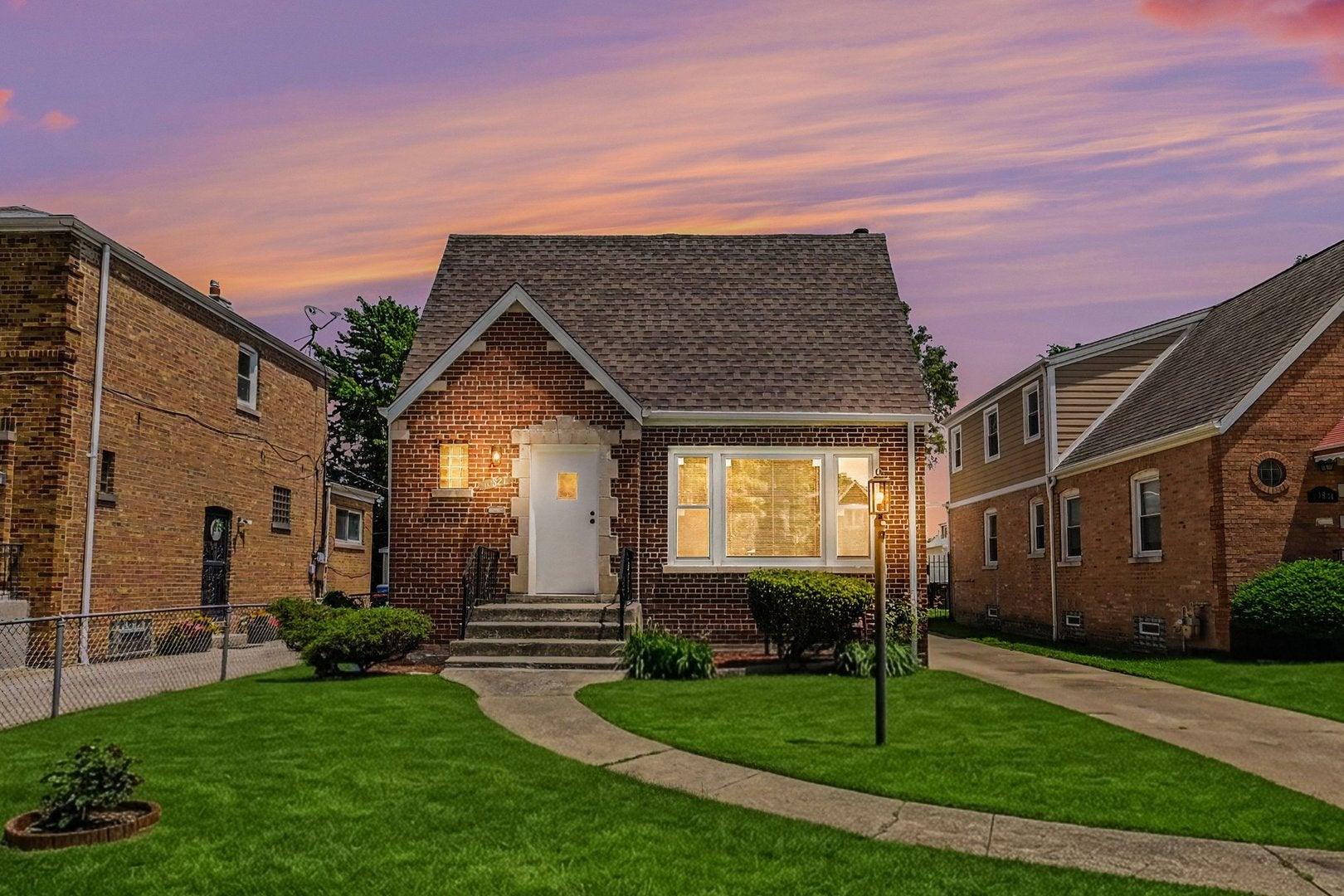 S Peoria St, Chicago, IL 60643