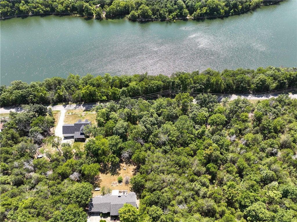 Sailboat Dr, Holiday Island, AR 72631