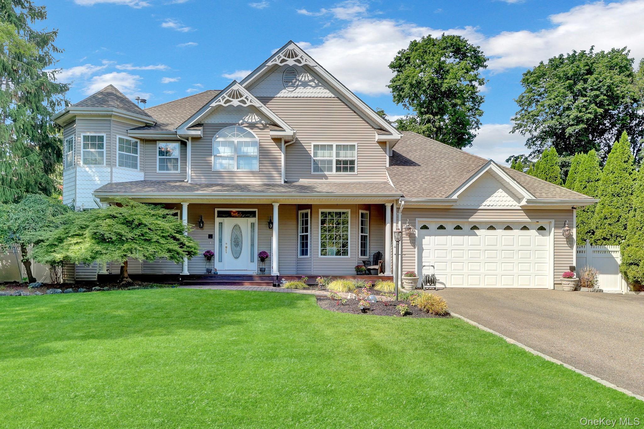 Patricks Way, Saint James, NY 11780