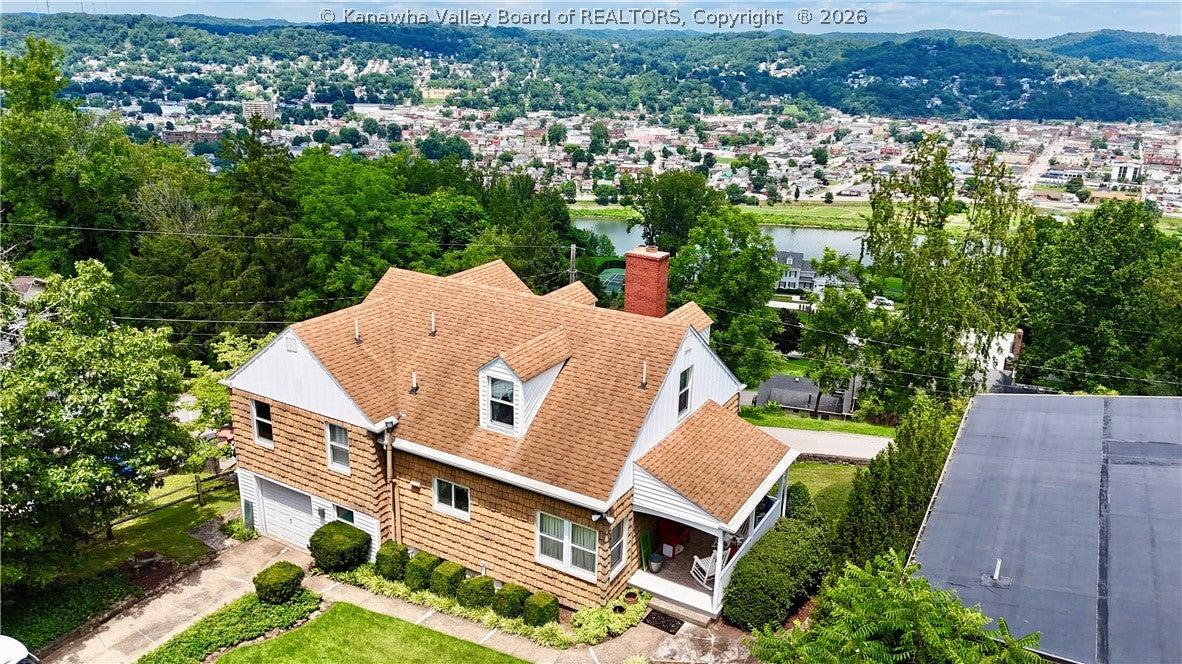 Mount View Dr, Charleston, WV 25314