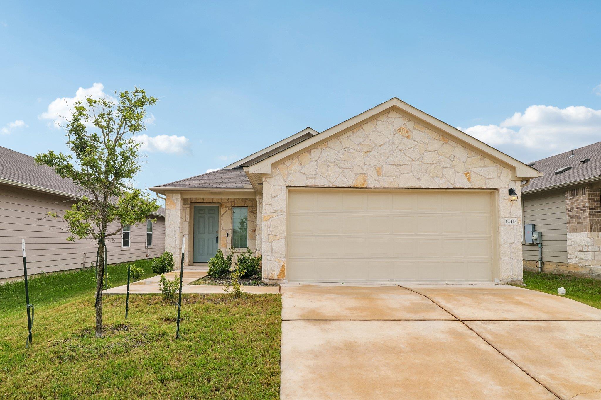 Token Trl, Elgin, TX 78621