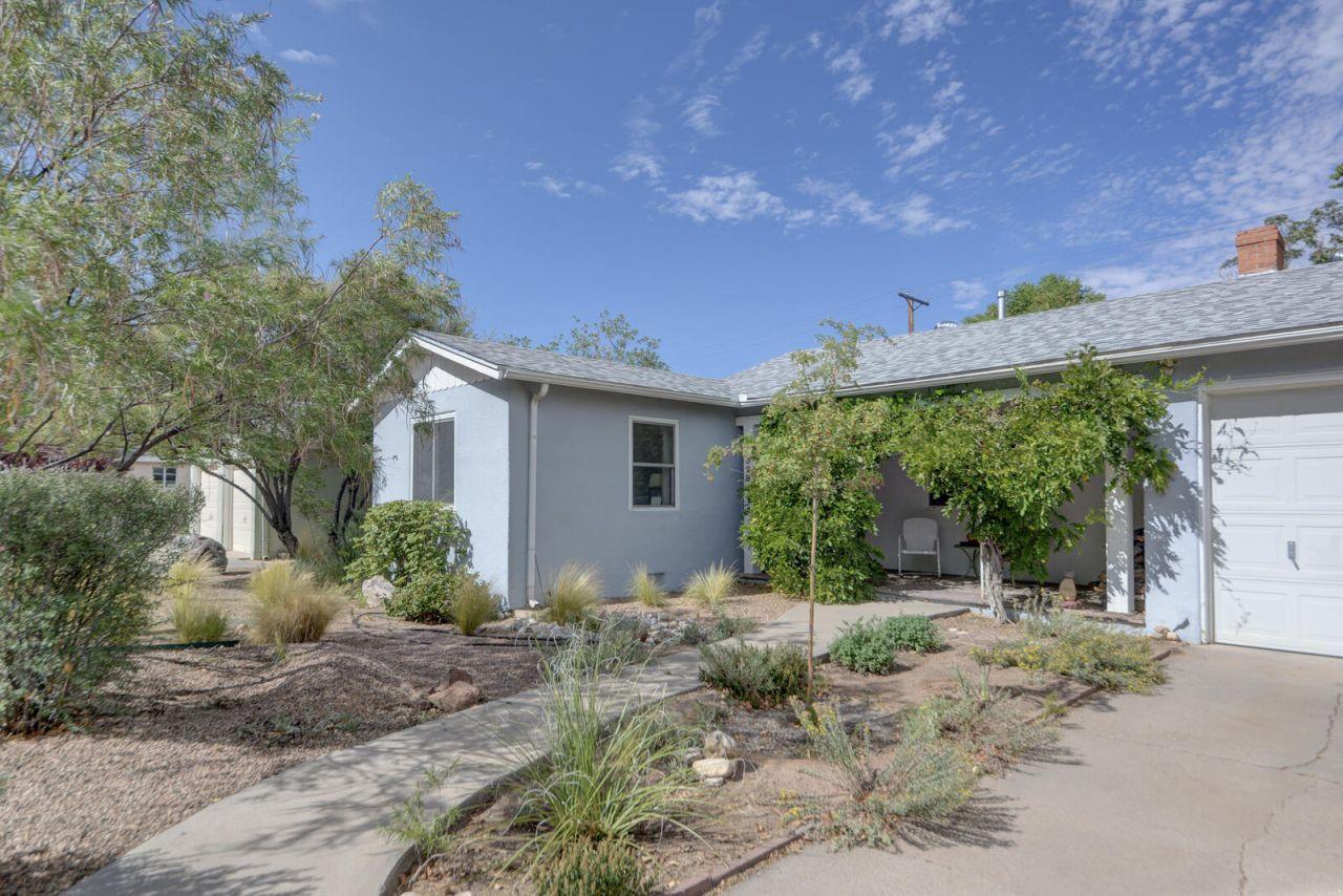 Montclaire Dr Ne, Albuquerque, NM 87108