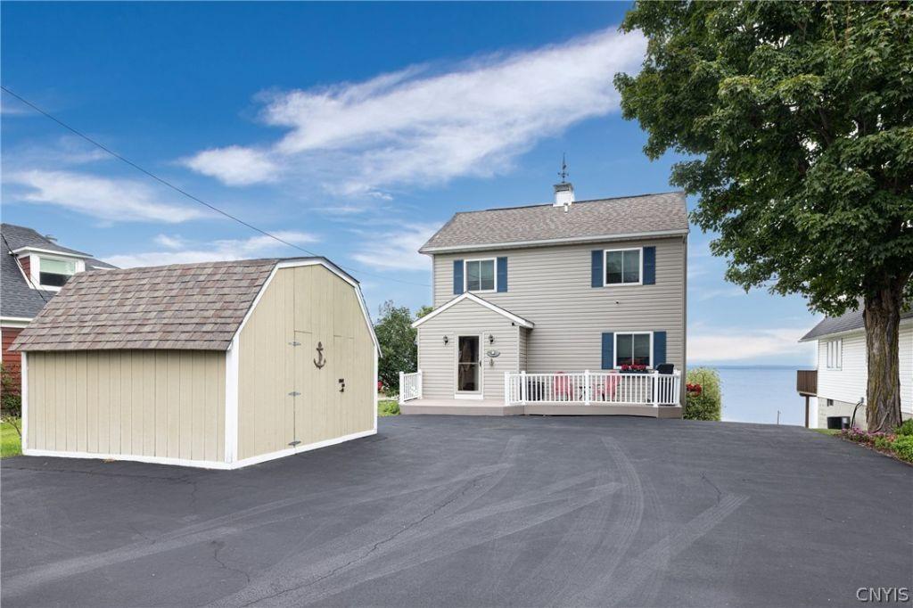 Hill St, Chittenango, NY 13037