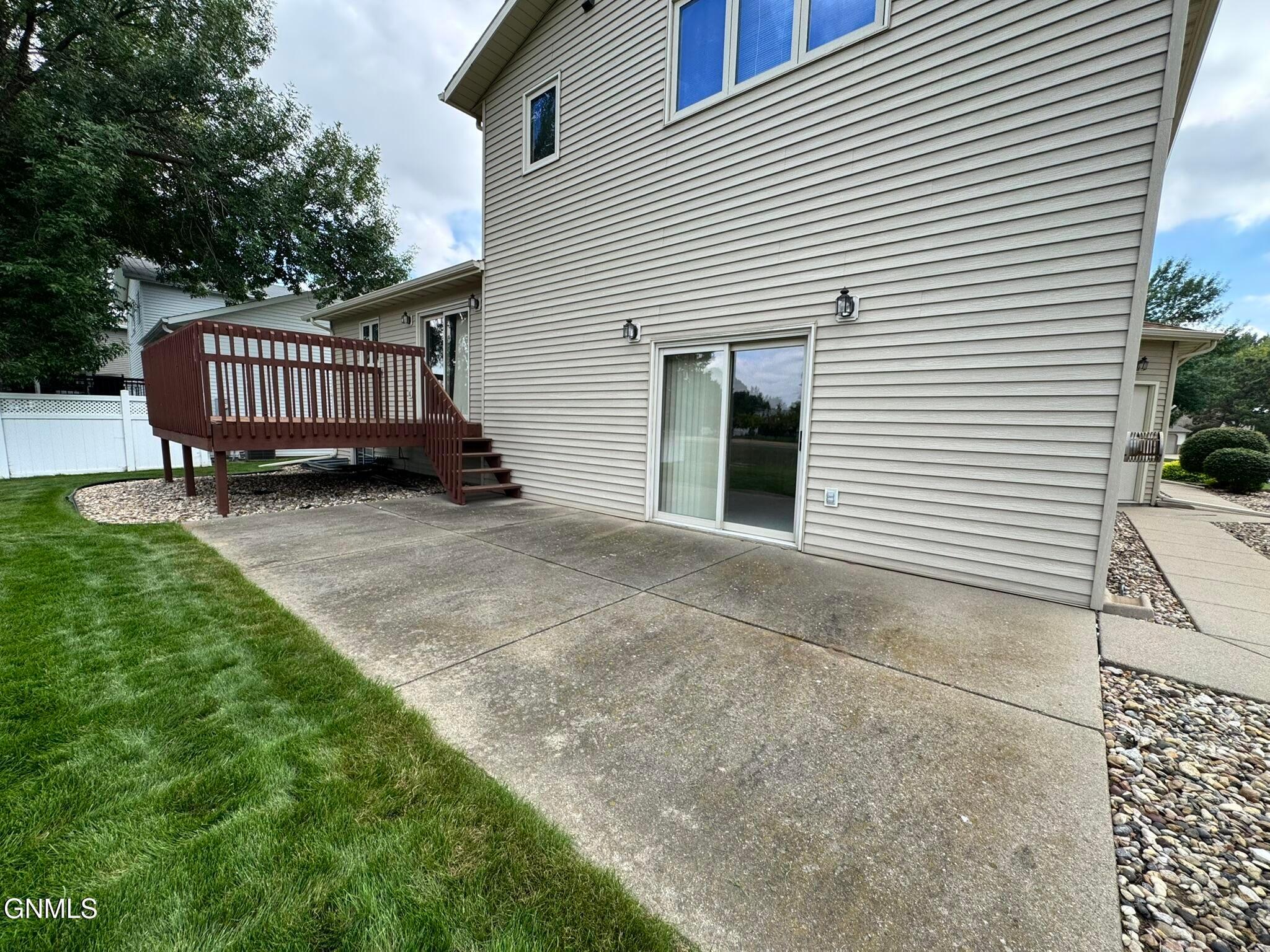 Cottonwood Loop, Bismarck, ND 58504