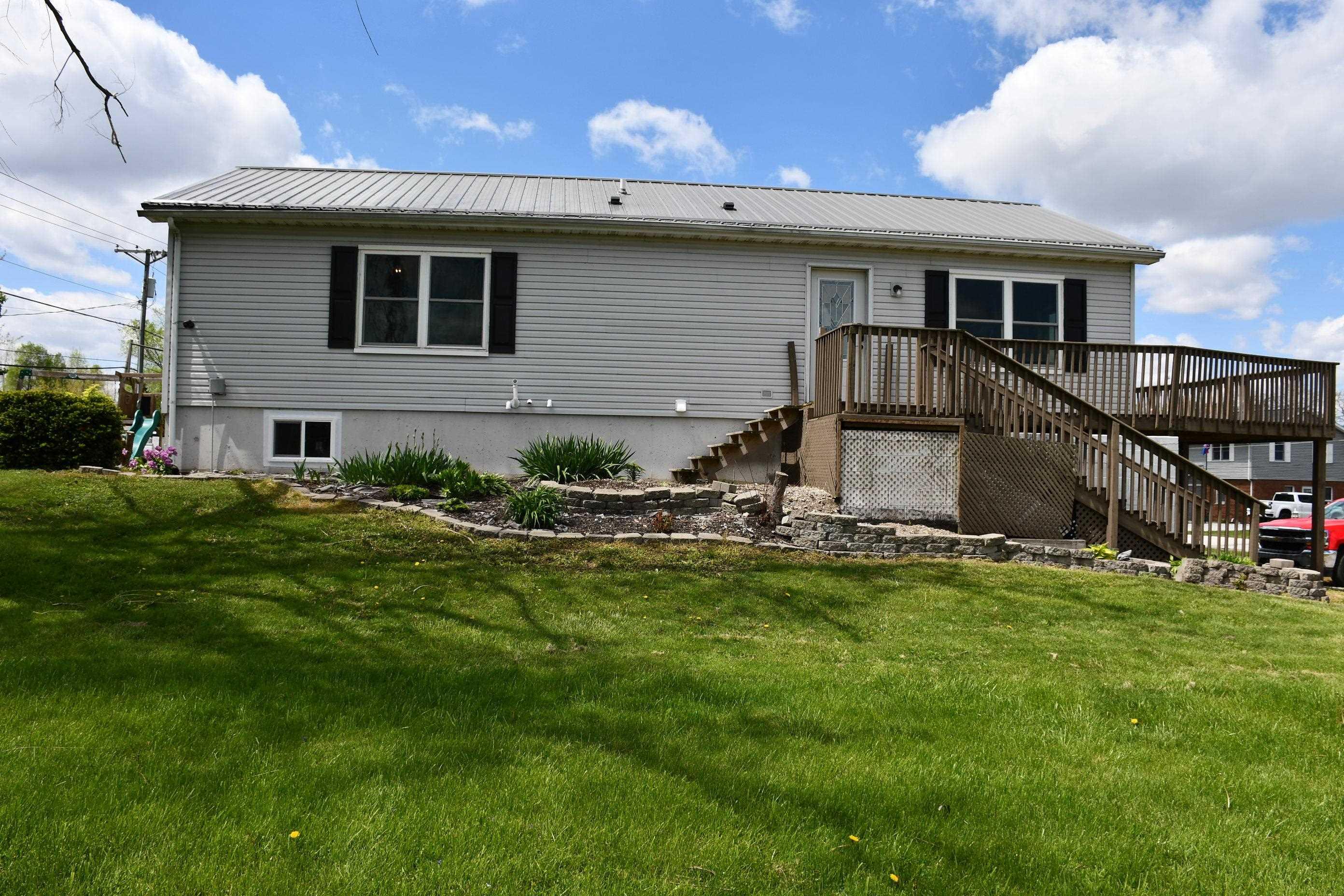 N Marine Key Dr, Syracuse, IN 46567