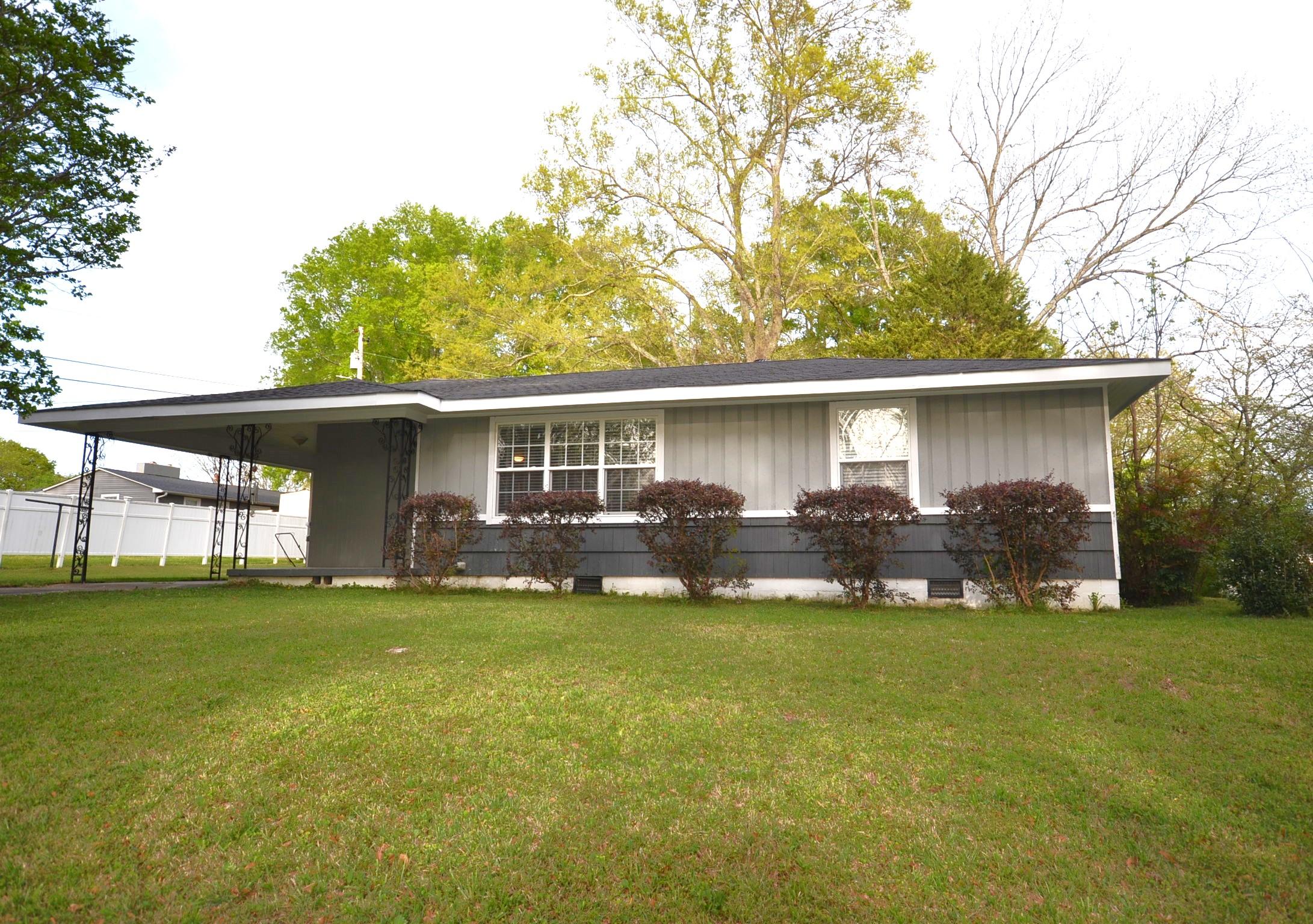 Avenue F Se, Cullman, AL 35055