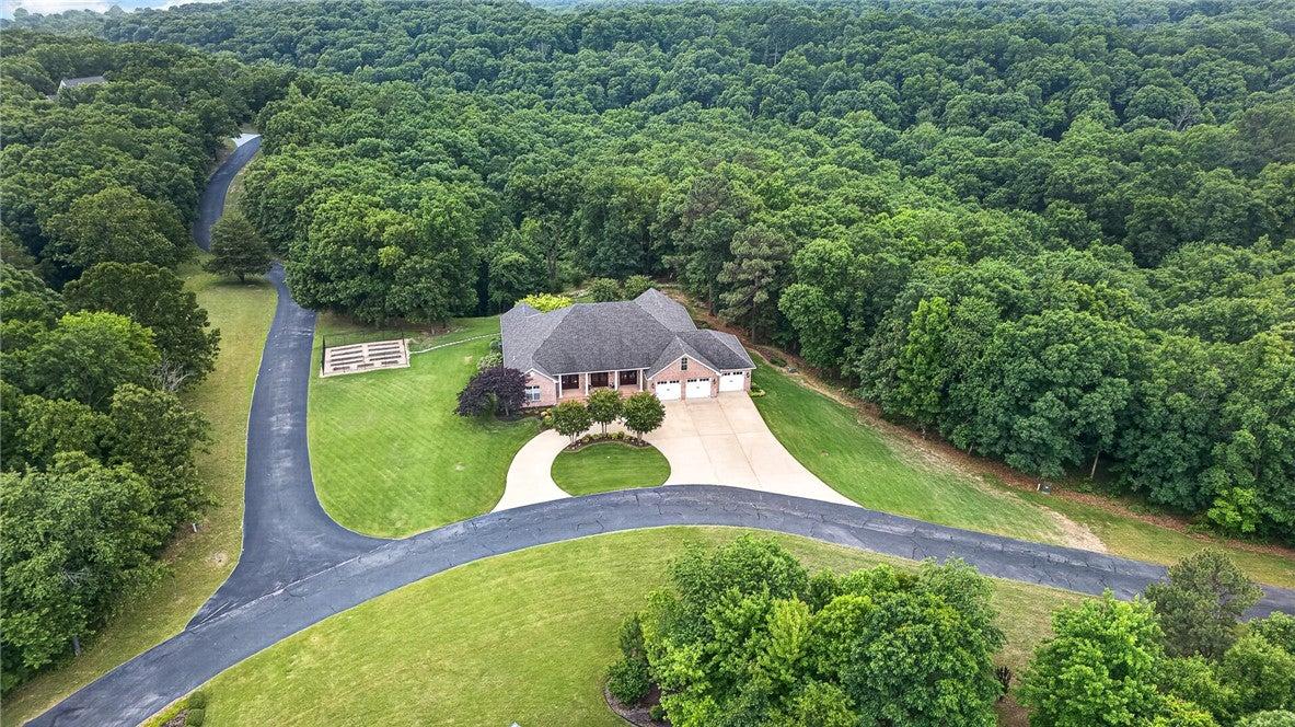 Abberley Ln, Siloam Springs, AR 72761