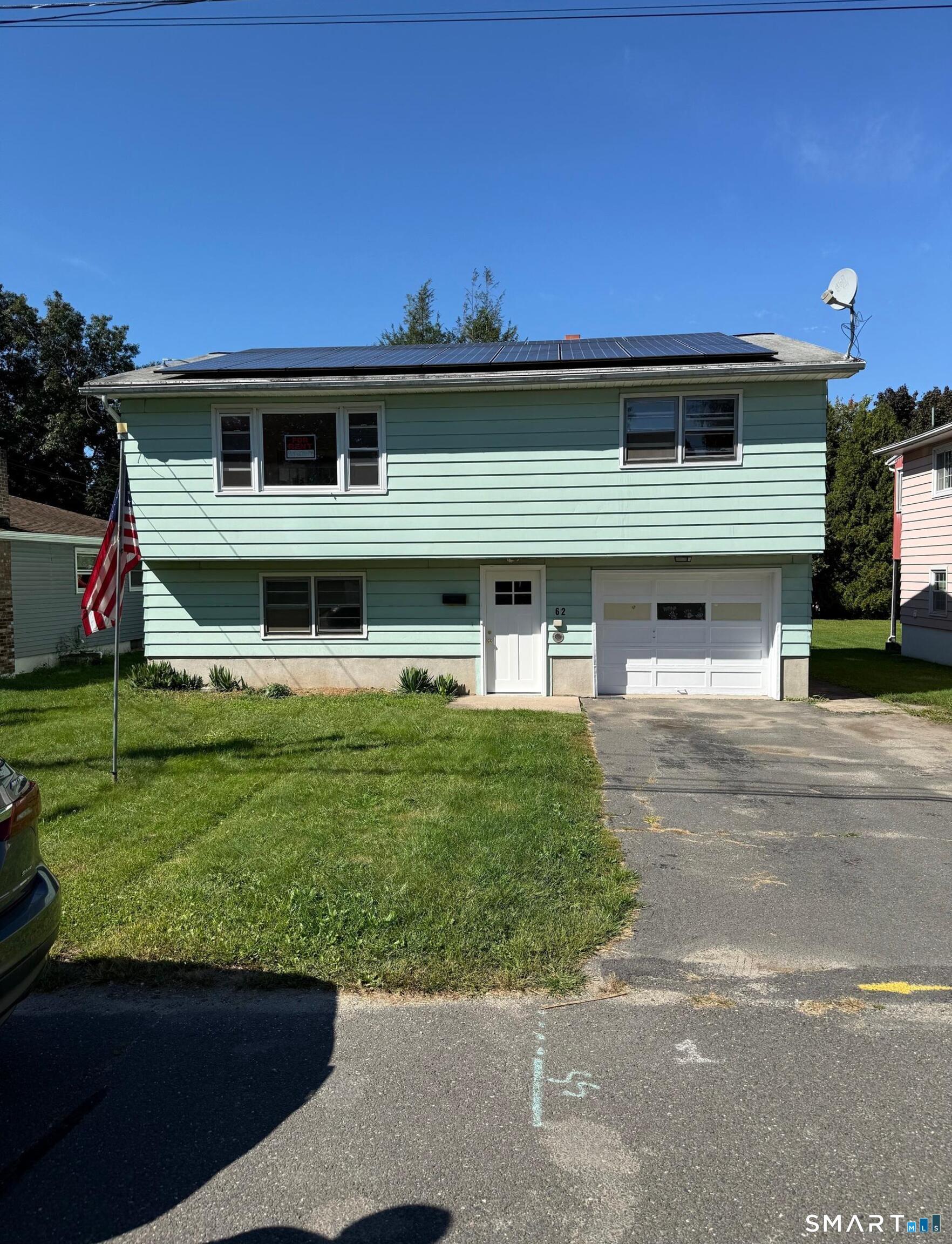 Rosemount Ave, Waterbury, CT 06708