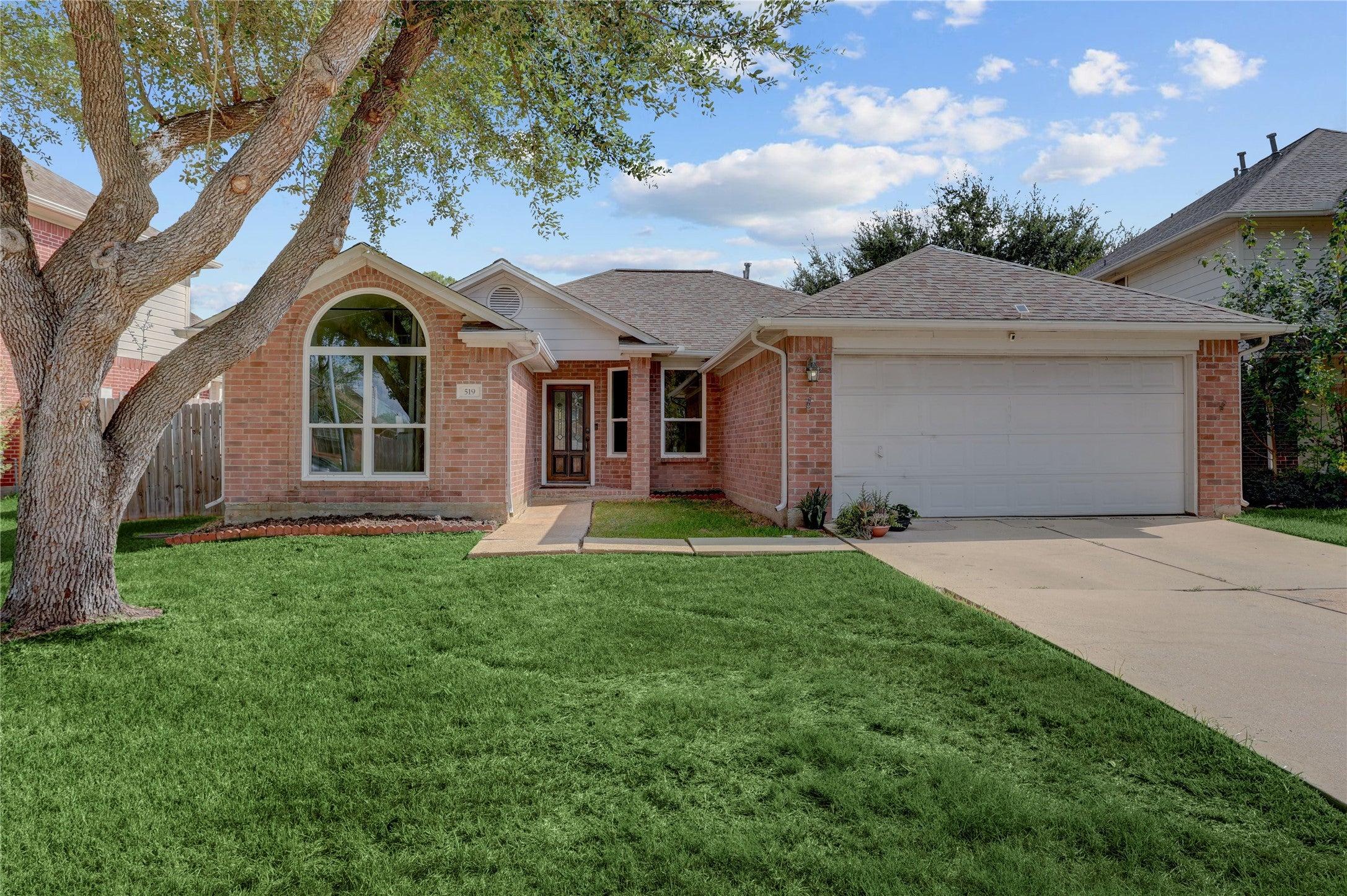 N Marathon Way, Stafford, TX 77477