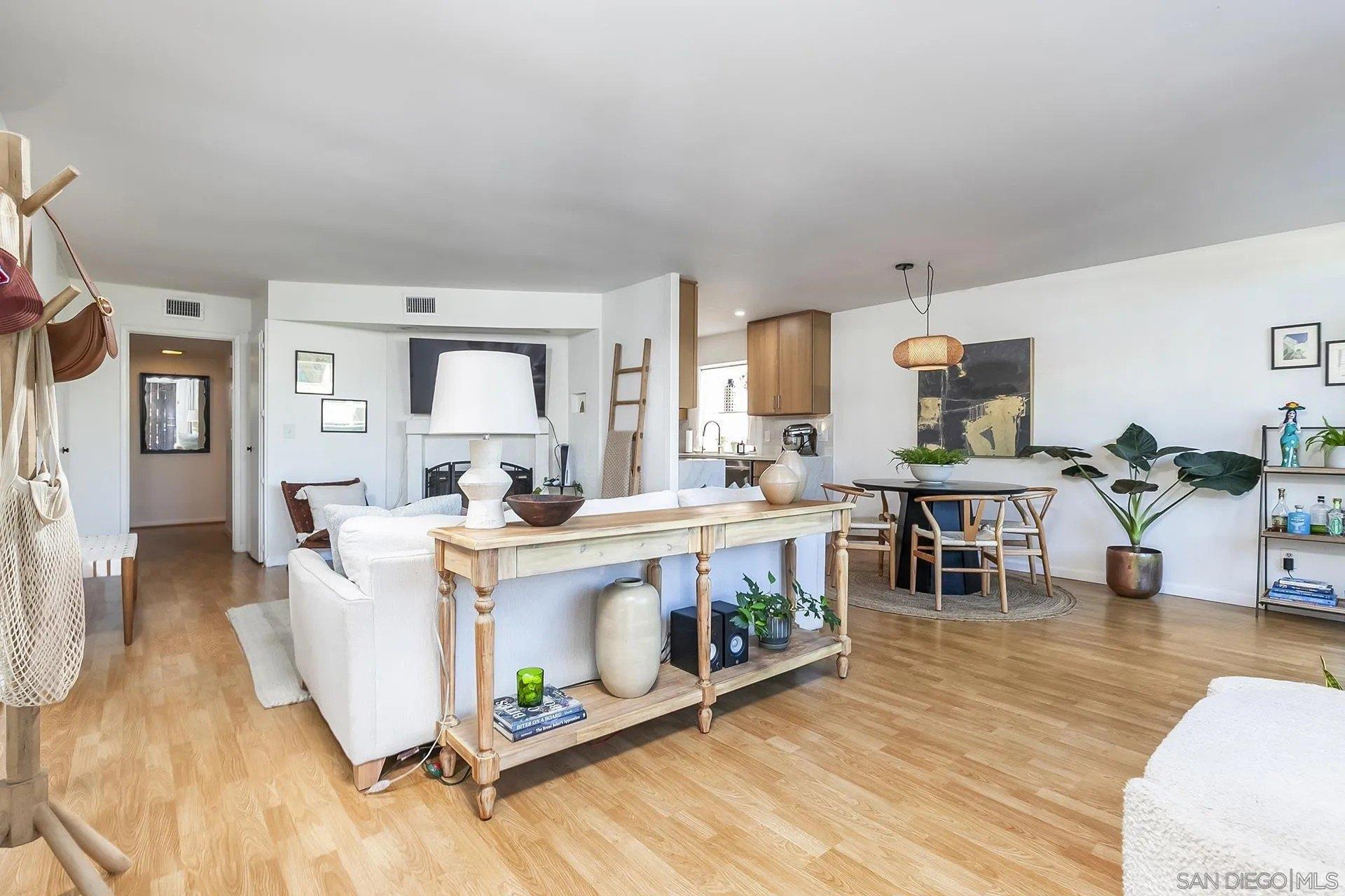 Groton St, San Diego, CA 92110