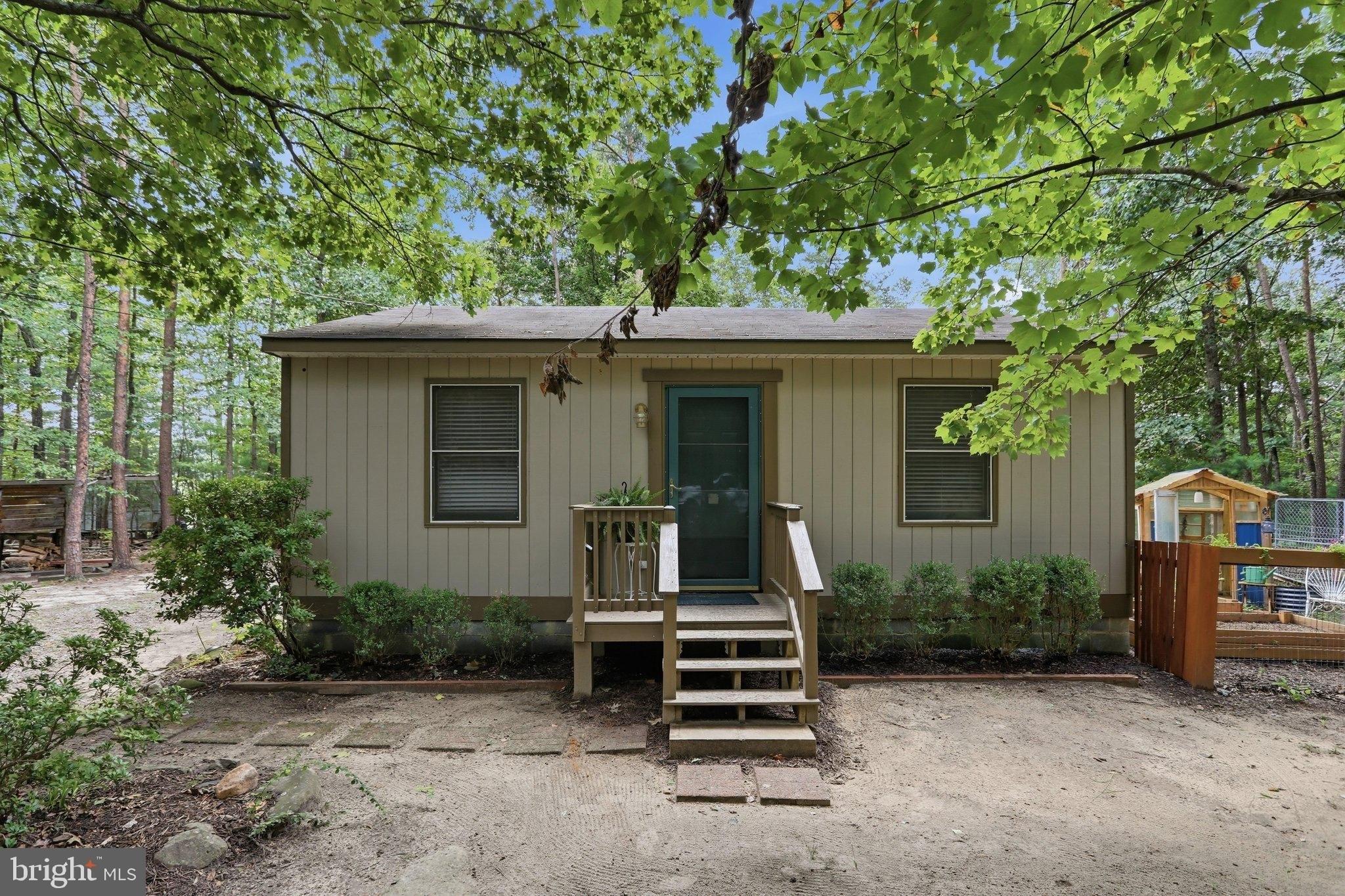 Oak Dale Ct, Capon Bridge, WV 26711
