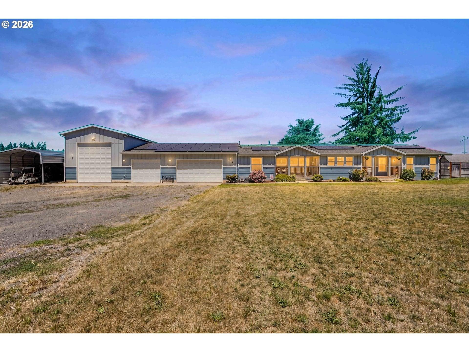 Buena Crest Ln Ne, Salem, OR 97303