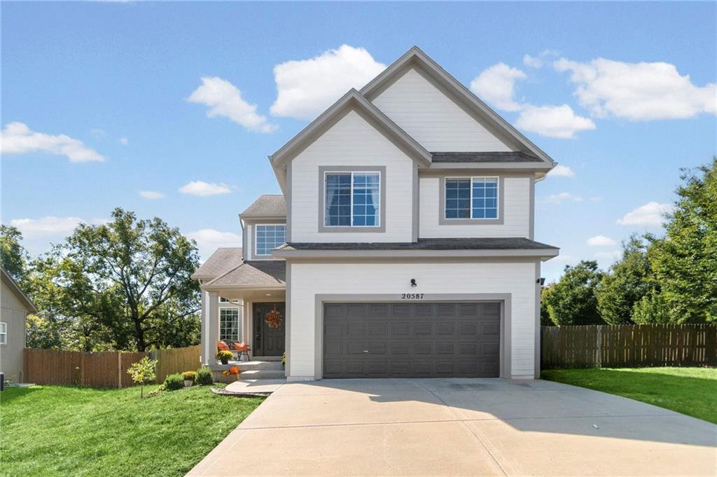 W 126th Ter, Olathe, KS 66061
