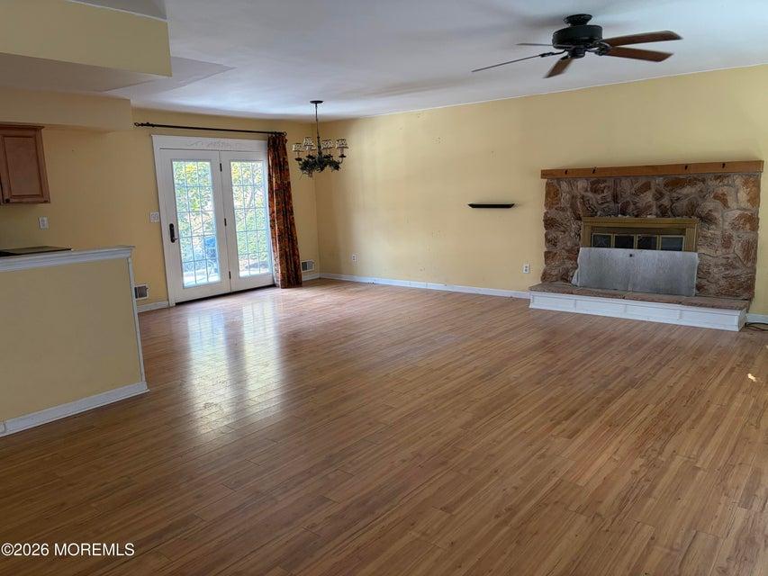 Knollwood Ter, Brick, NJ 08724