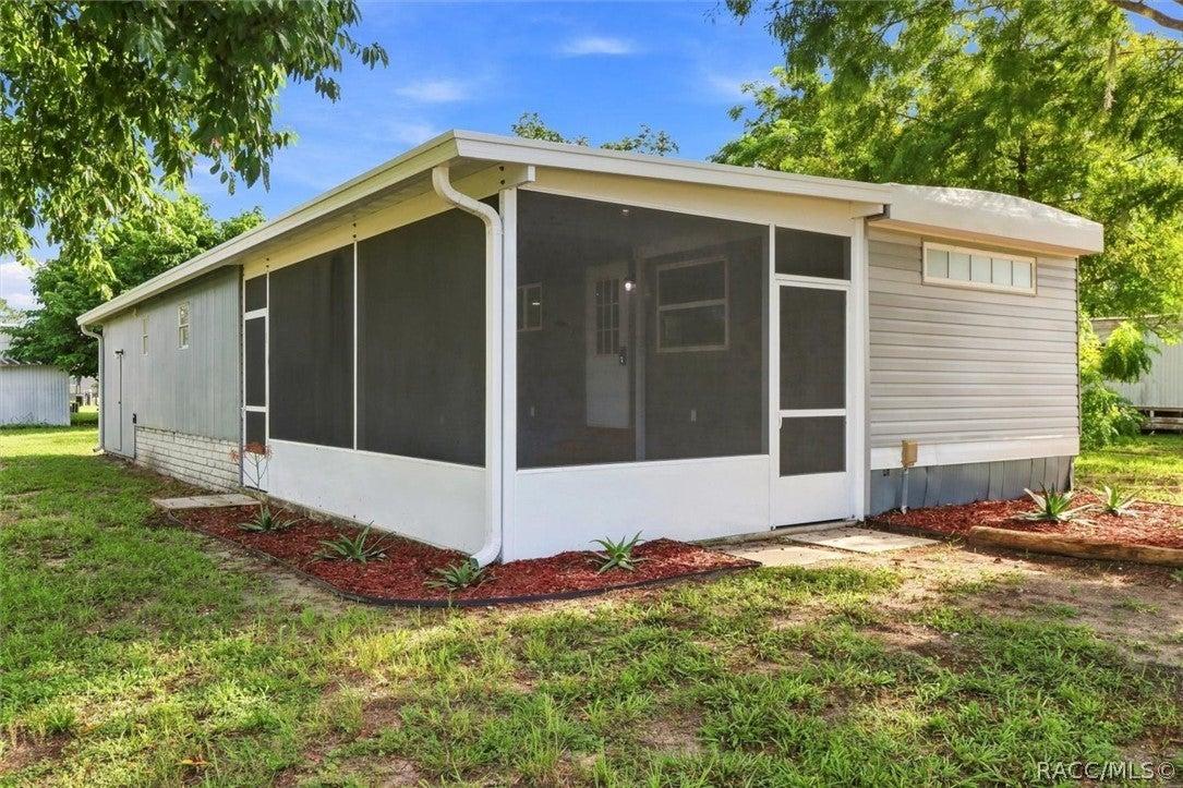 Lauderdale St, Brooksville, FL 34604