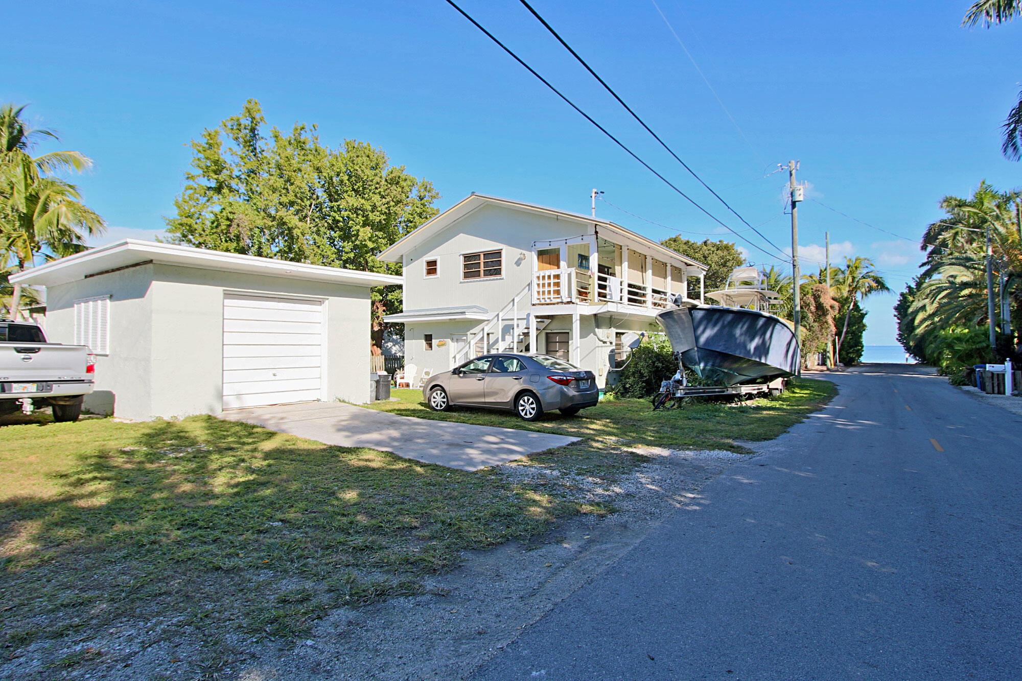 Tarpon St, Tavernier, FL 33070