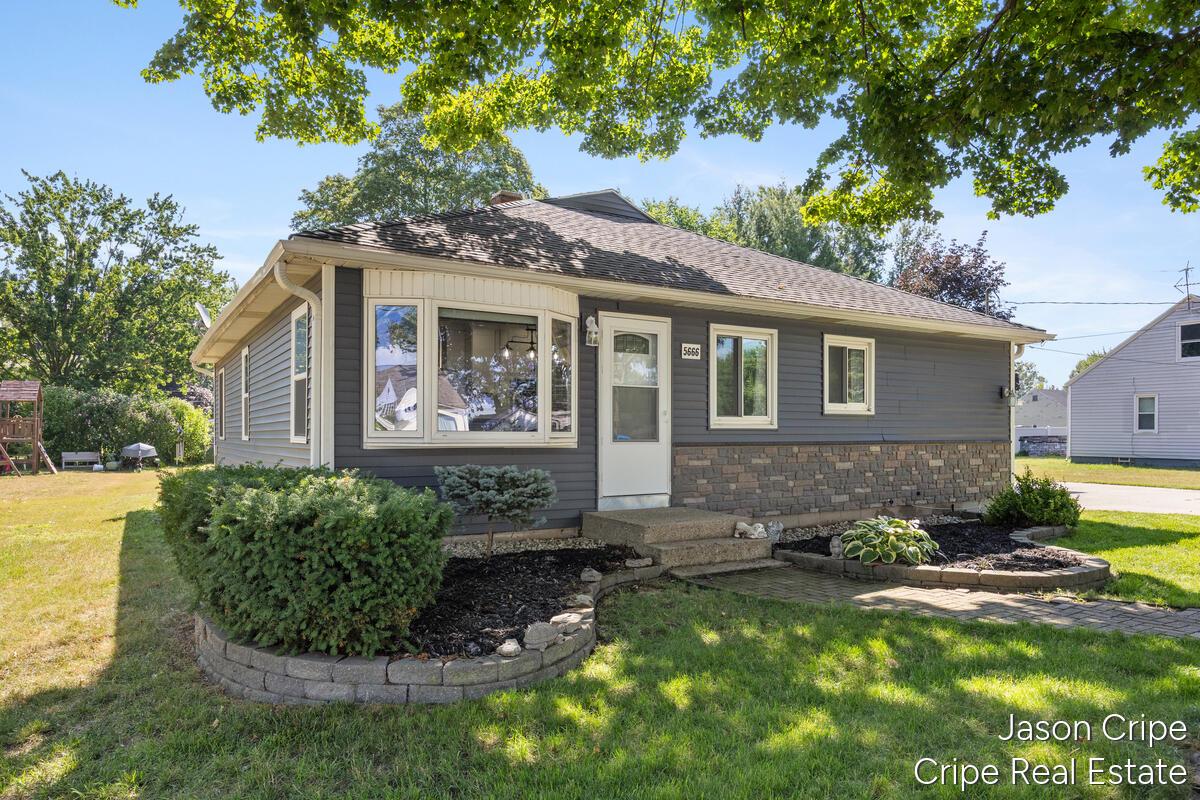 Park Ave, Hudsonville, MI 49426