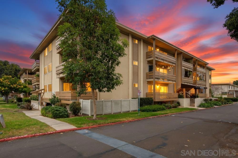 Worden St, San Diego, CA 92110
