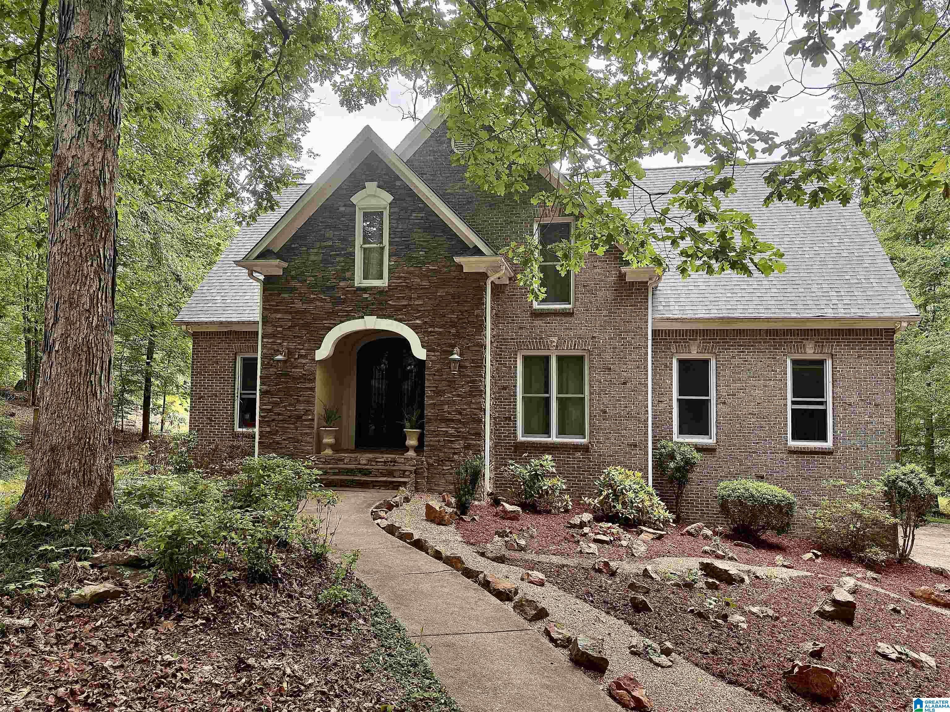 Twelve Oaks Cir, Chelsea, AL 35043
