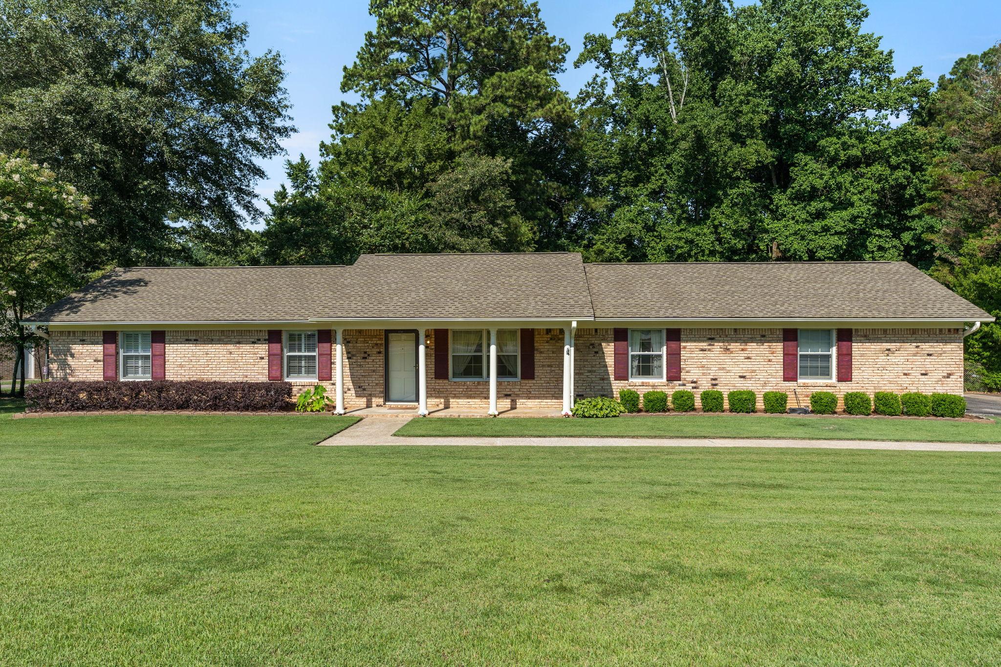 Magnolia St, Gardendale, AL 35071