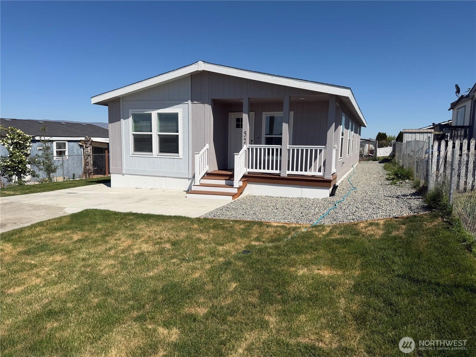 Maple Ave, Sunnyside, WA 98944