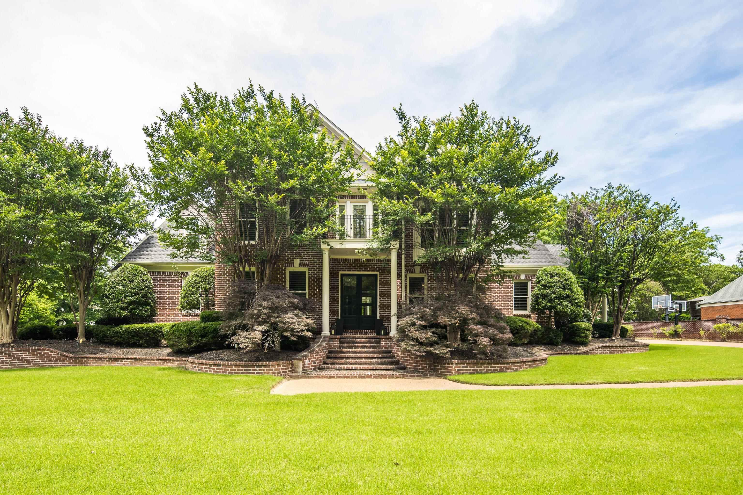 Chapel Creek Pkwy N, Cordova, TN 38016
