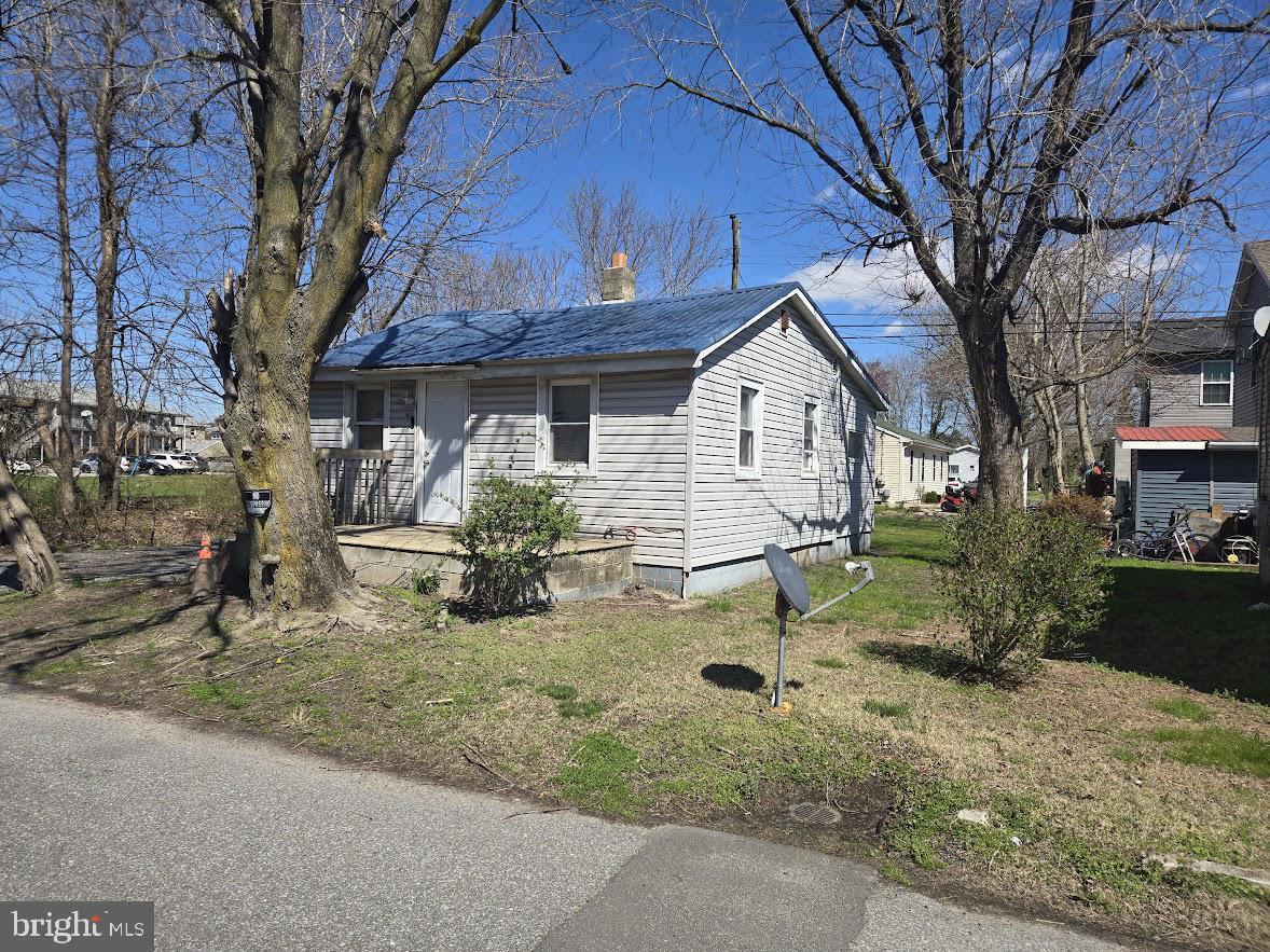 E Railroad Ave, Selbyville, DE 19975