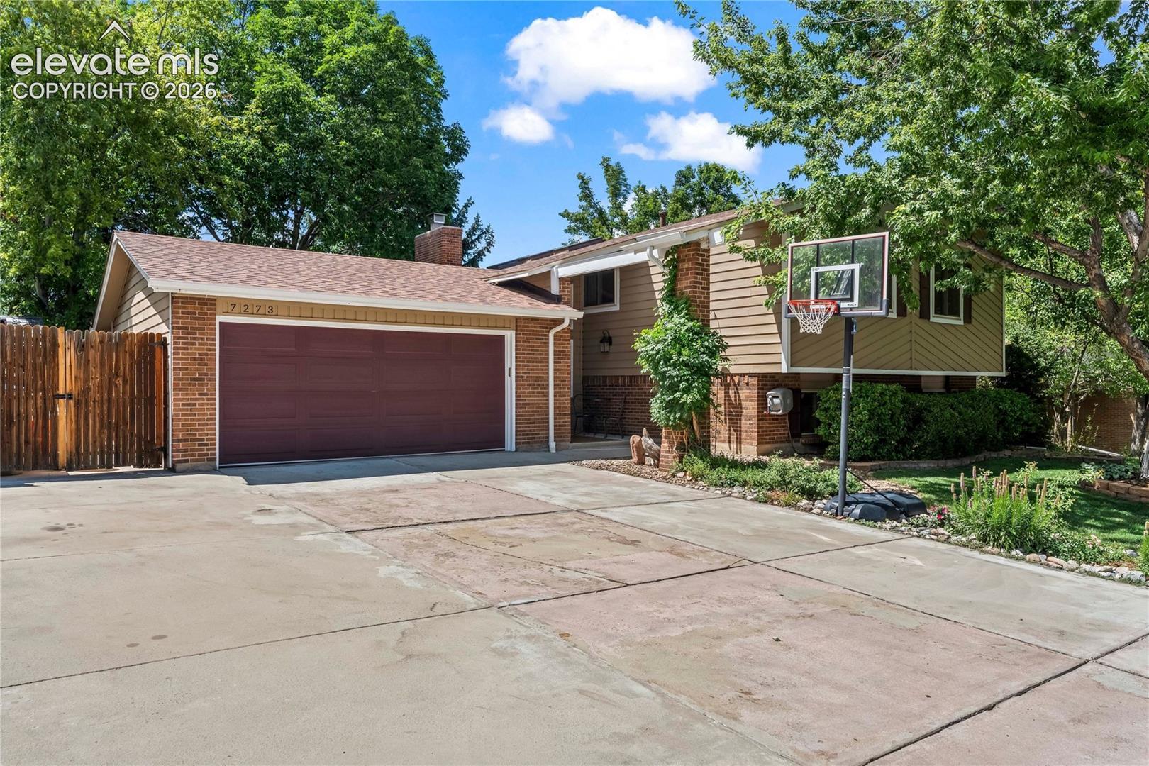 S Yarrow Way, Littleton, CO 80128