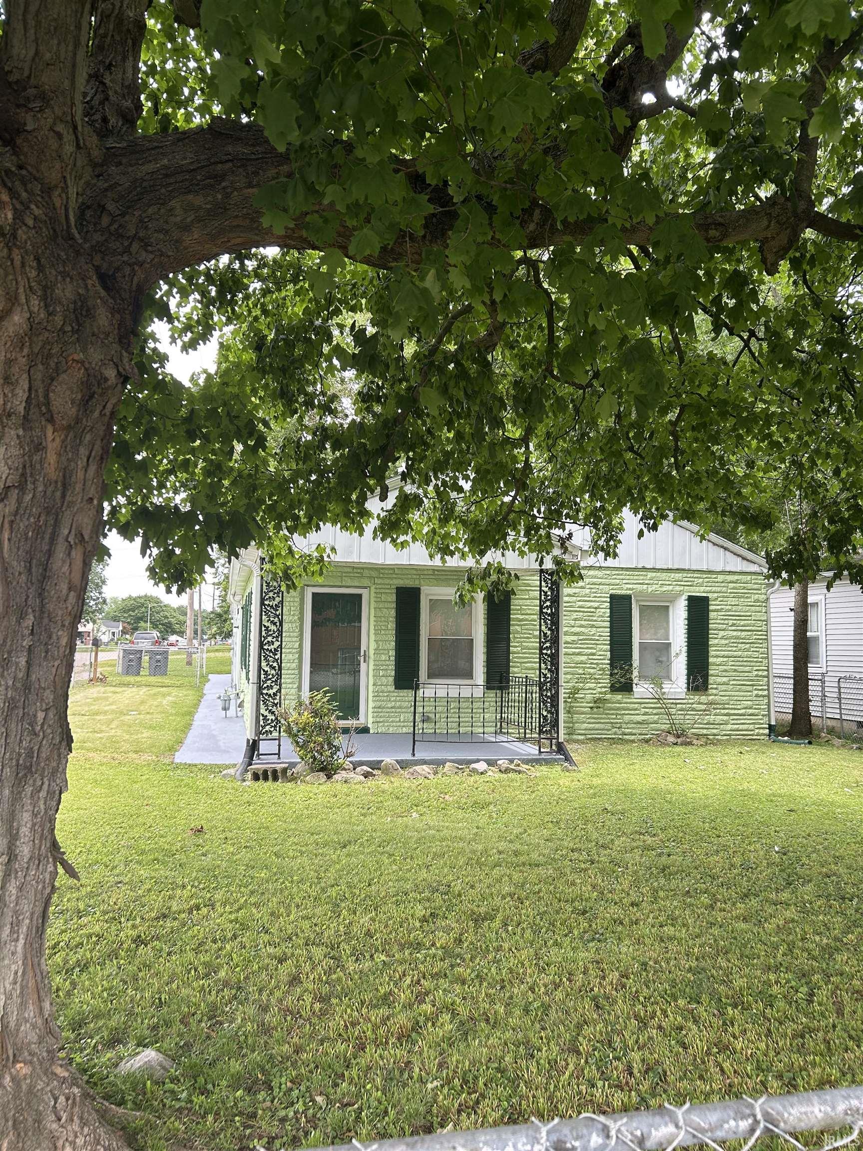 Keck Ave, Evansville, IN 47711