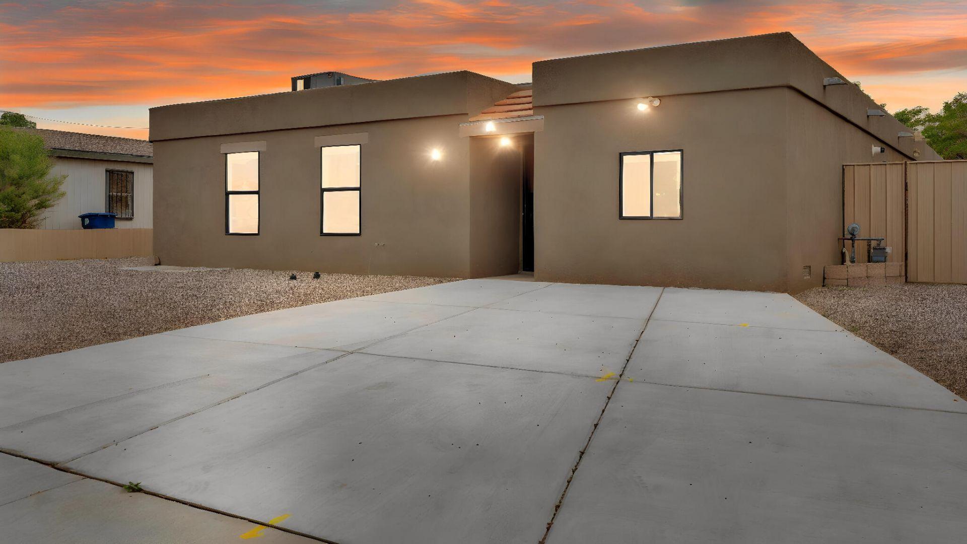 Hilton Ave Nw, Albuquerque, NM 87107