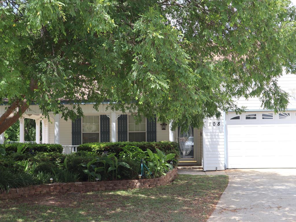 Jessica Ct, Byron, GA 31008
