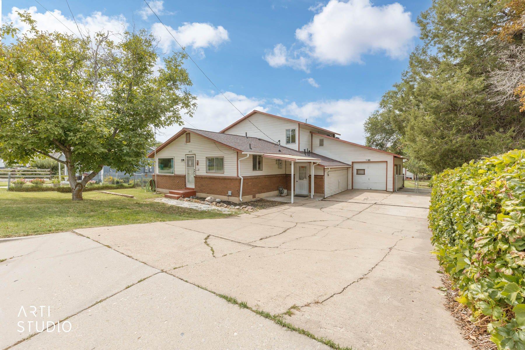 S 2700 W, Roy, UT 84067
