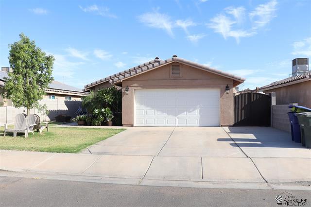 W 11th Pl, Yuma, AZ 85364