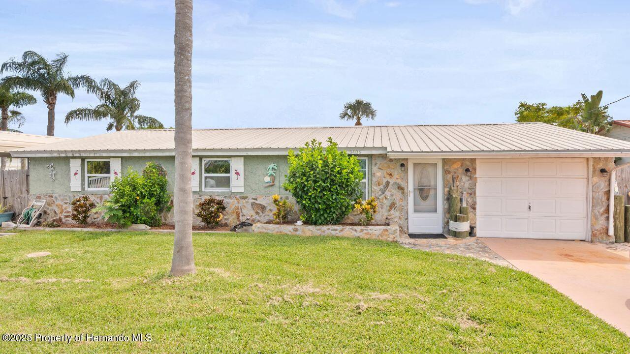 Crape Myrtle Dr, Hernando Beach, FL 34607